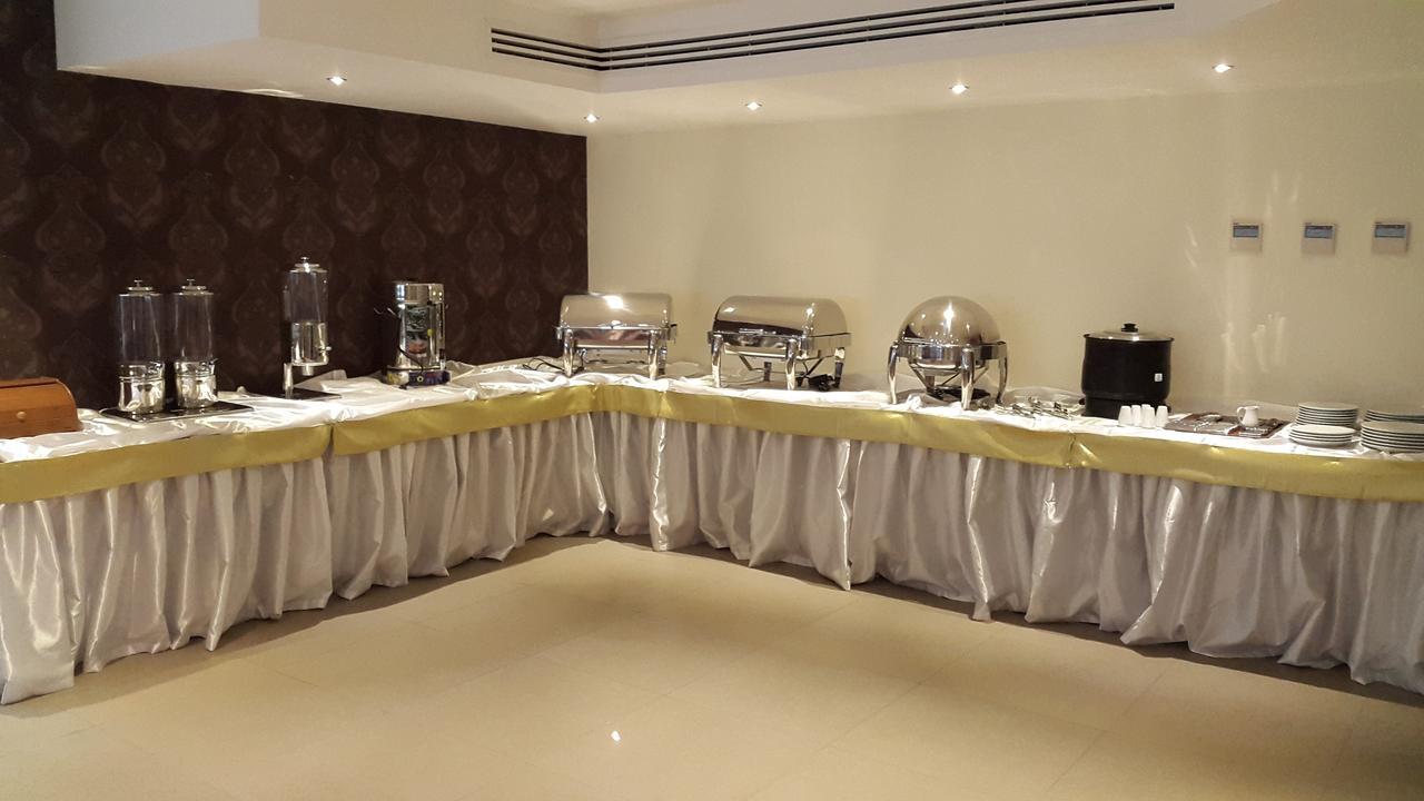 President Hotel 암만 외부 사진