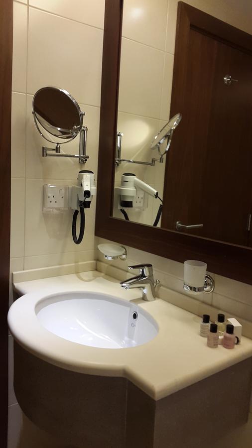 President Hotel 암만 외부 사진