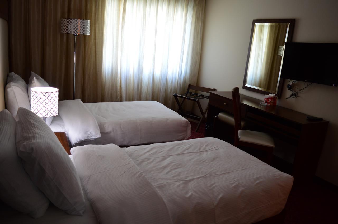 President Hotel 암만 외부 사진