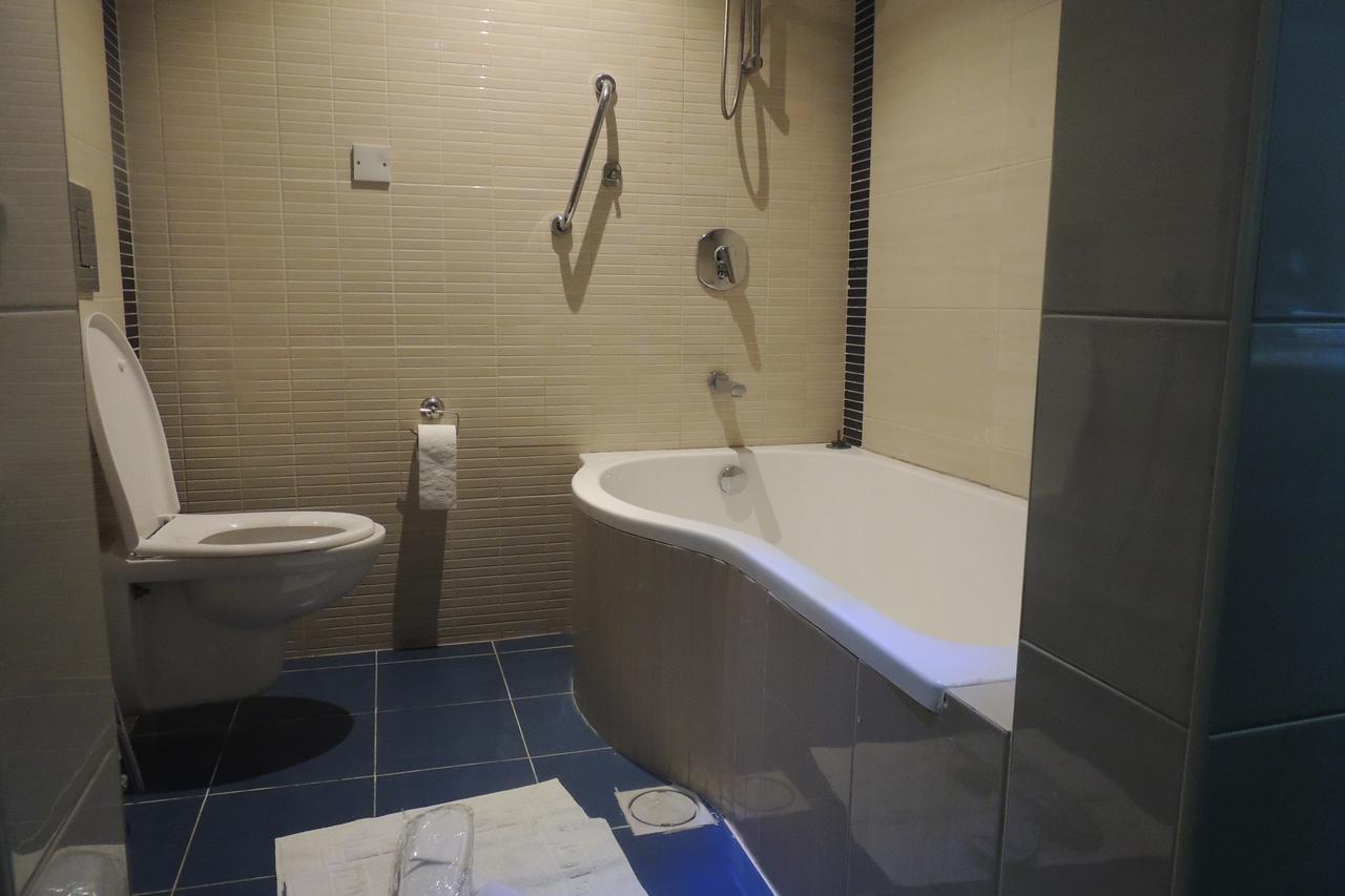 President Hotel 암만 외부 사진
